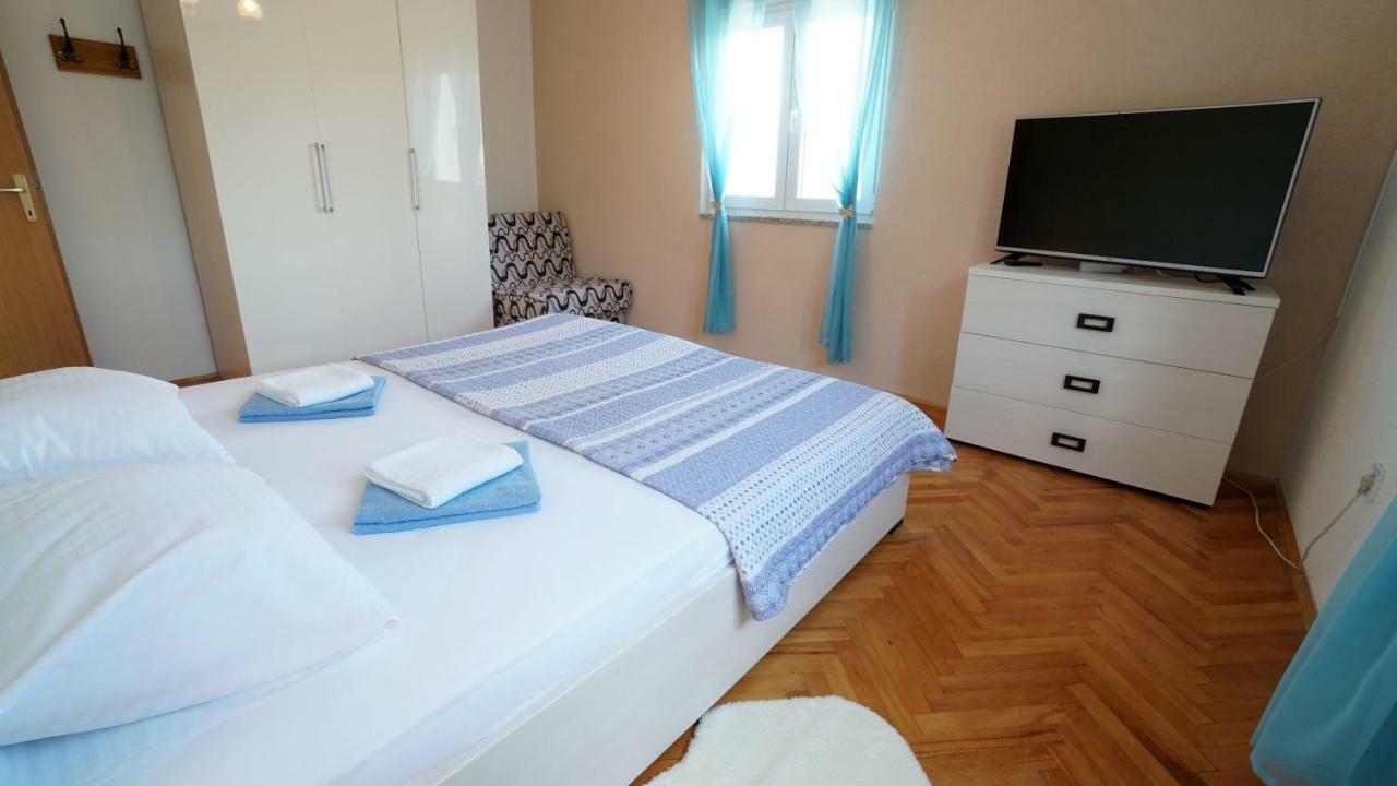 Apartment Ana Vinjerac Eksteriør bilde