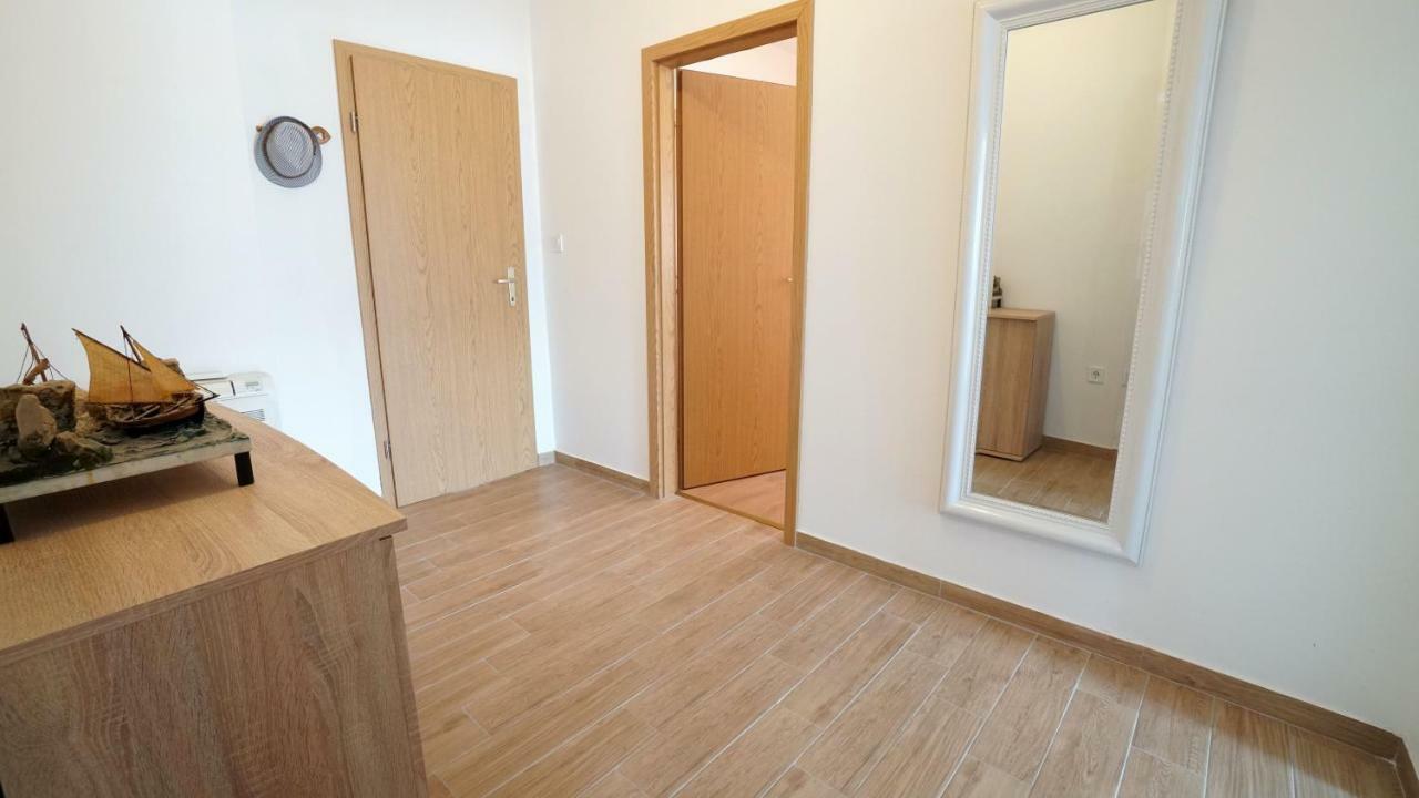 Apartment Ana Vinjerac Eksteriør bilde