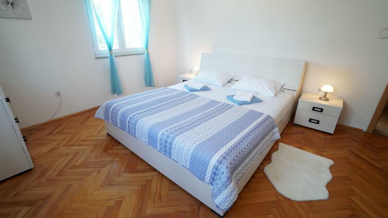 Apartment Ana Vinjerac Eksteriør bilde